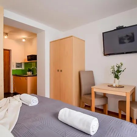 Apartment Aparteo 4f *